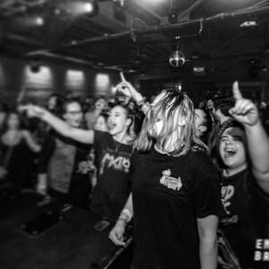 Meet your Posher, Rene